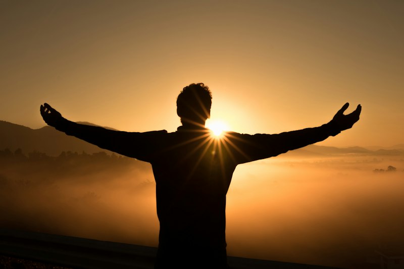 Creating Sacred Pockets in Busy Days: The 5-Minute Pause