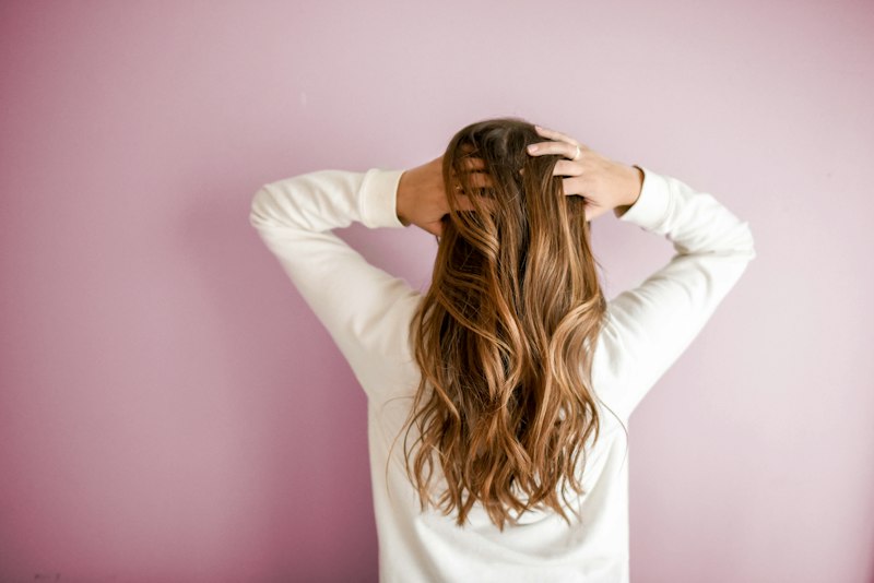 Mineral vs. Chemical Sunscreens: Real-World Wear Tests on Sensitive Skin