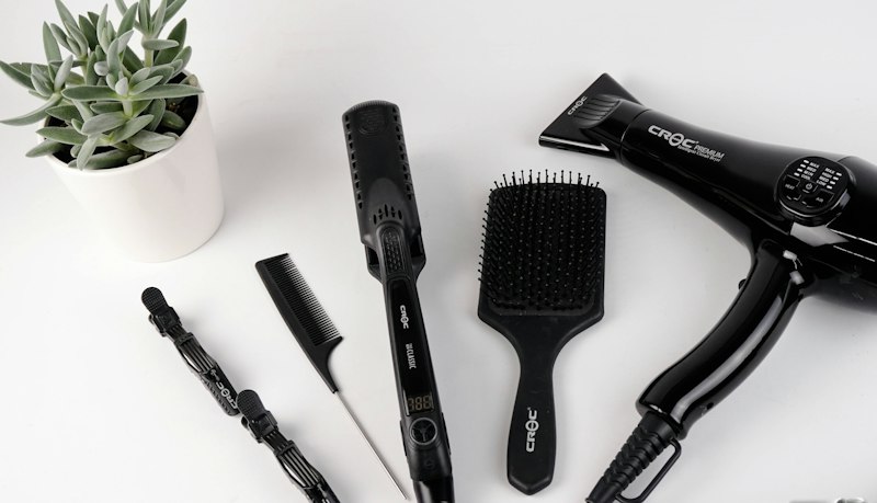 Clean Brushes, Clear Skin: The Science of Cosmetic Hygiene