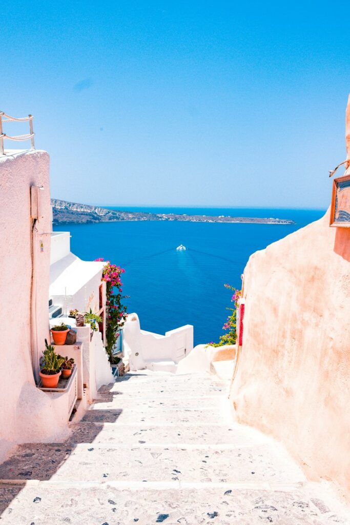 Island Hopping by Public Ferry: The Forgotten Aegean Archipelagos