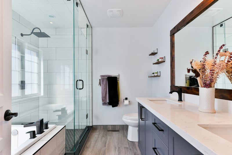 Kitchen Pantry Optimization: Visual Order and Bulk Ingredient Storage